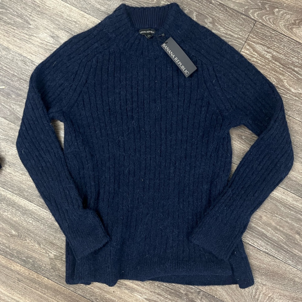 Banana Republic knit Sweater